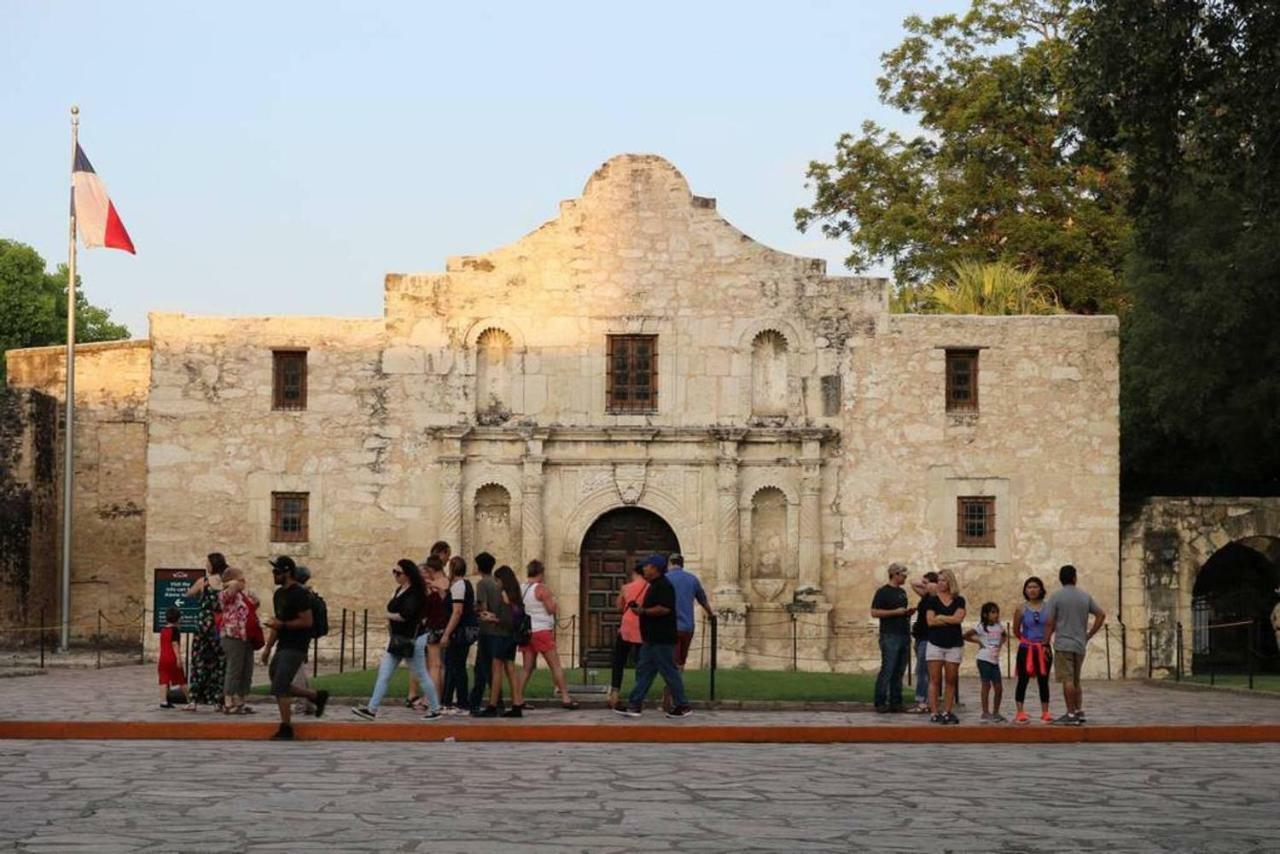 Hays St Cozy Remodeled 2Br/2Ba House Sleeps 8 Lejlighed San Antonio Eksteriør billede
